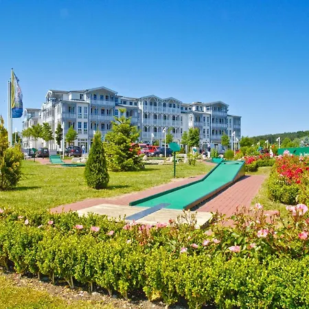 Schoene Mit Wanne Und Grossem Balkon In Sellin (Rugen)