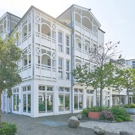 Schoene Mit Wanne Und Grossem Balkon In Sellin (Rugen)